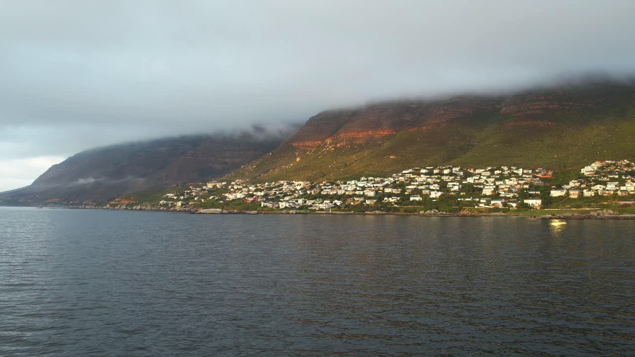 vistas del océano desde un avión no tripulado