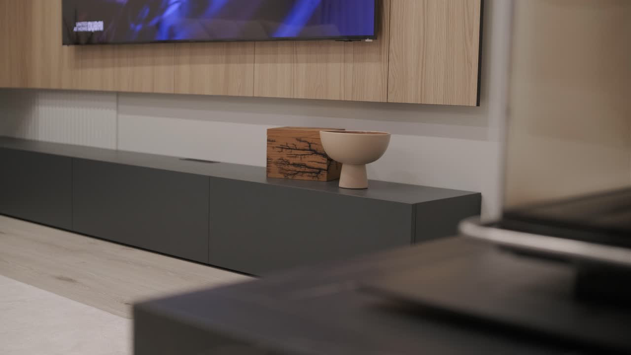video de diseño y decoración de habitaciones interiores moderno estilo minimalista sala de estar y comedor apartamento estudio.