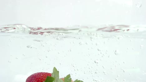 Slow-Motion-Strawberry-06