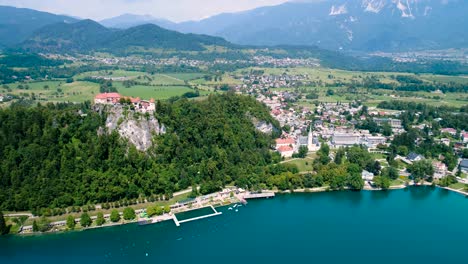 Eslovenia-Hermosa-Naturaleza---Lago-Bled.