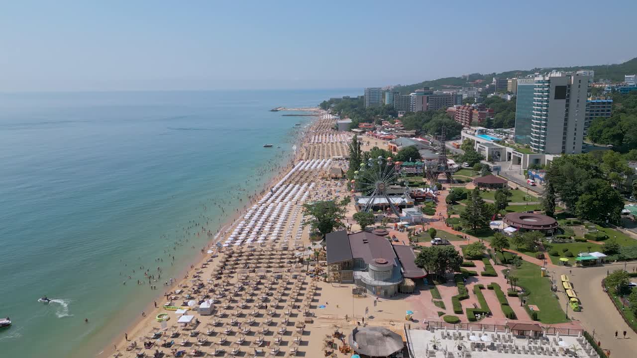 imágenes aéreas de drones en 4k en golden sands - verano en bulgaria