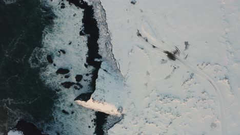 Drone-shot-for-the-coast-in-Iceland-3