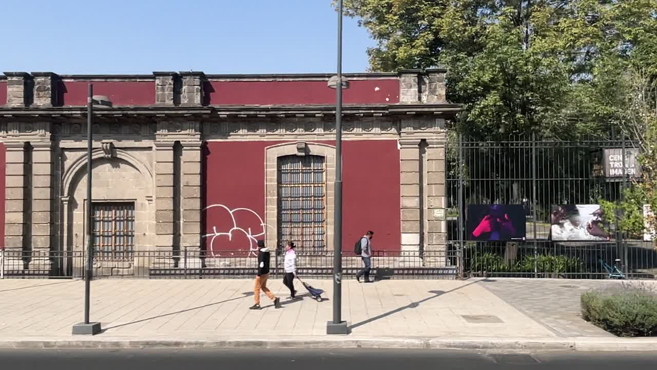 시우다델라 인근 멕시코 시내의 슬로우 모션 샷