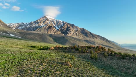 Vuelo-De-Drones-Temprano-En-La-Mañana-Con-Vista-A-La-Cara-Sur-Del-Monte