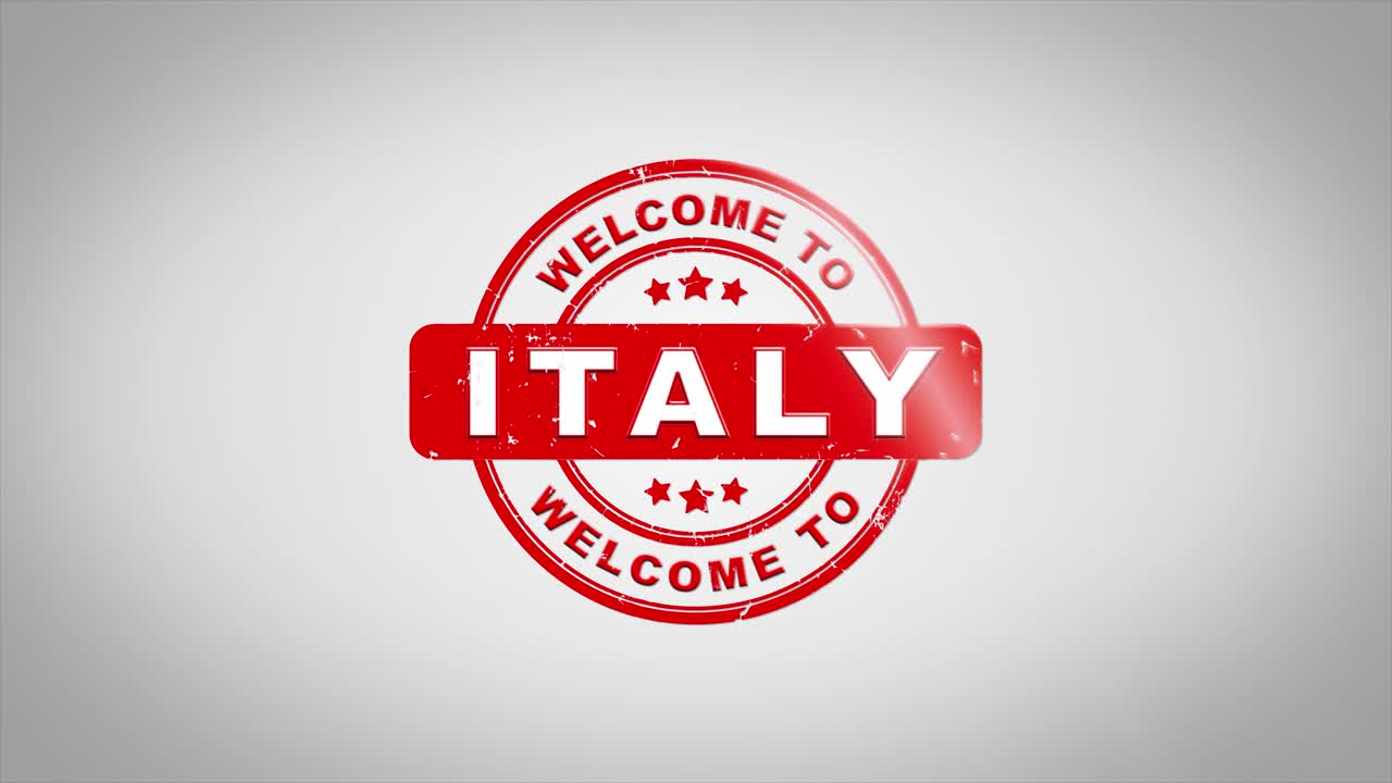 이탈리아에 오신 것을 환영합니다. 서명 된 스핑 텍스트 나무 스프 애니메이션. 녹색 매트 배경과 함께 깨한  종이 표면 배경에 빨간 잉크.