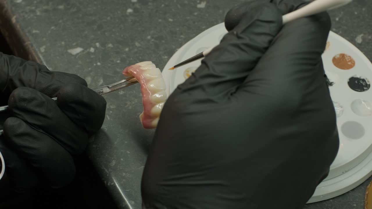 proceso de fabricación de coronas y chapas de zirconia