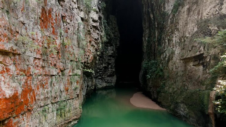 Arco del Tiempo, Chiapas, Meksika, Taş Kemer, Mağara, Kanyonda Nehir, Drone Çekimi