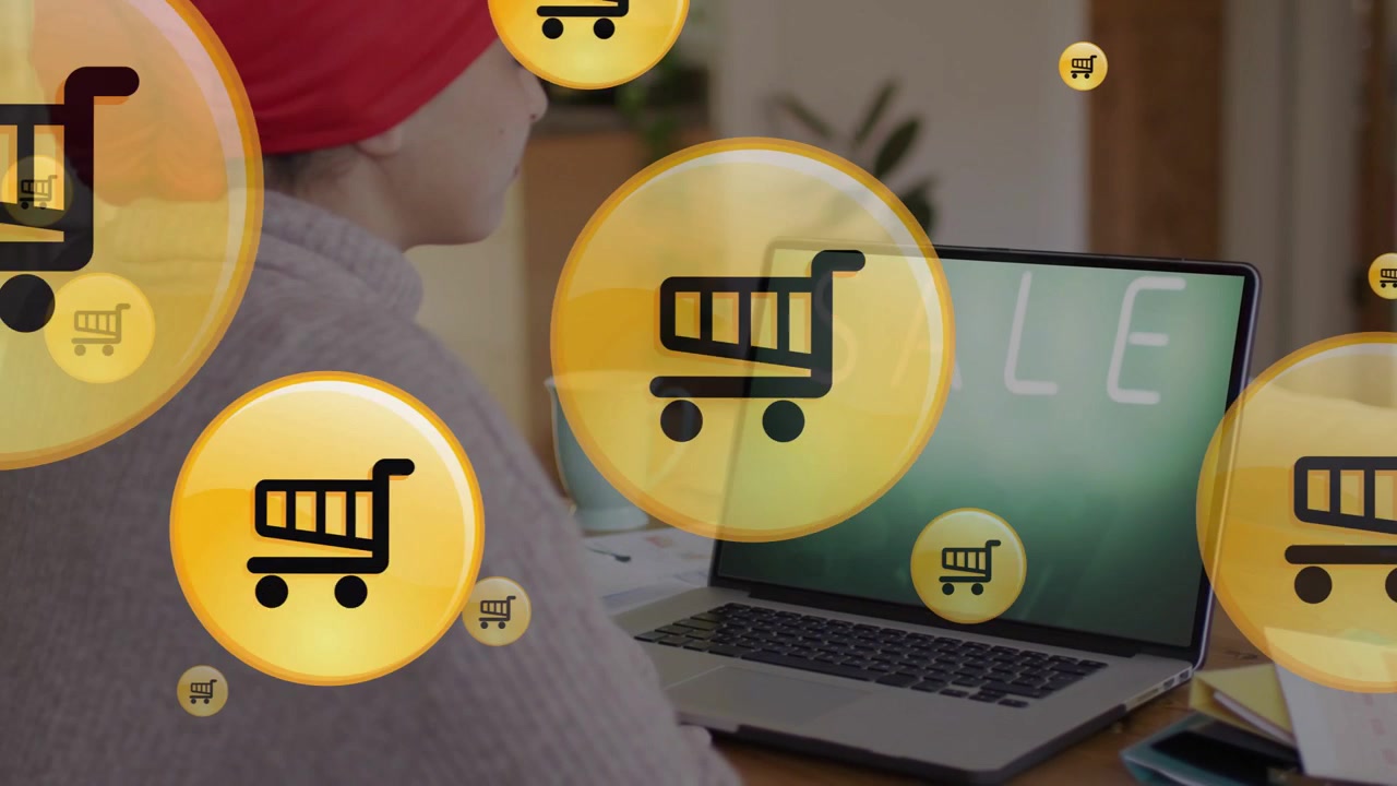 Mujer mirando un portátil que muestra iconos de carrito amarillos brillantes de 'OFERTA' que se ocultan y luego muestran la pantalla para venta minorista.