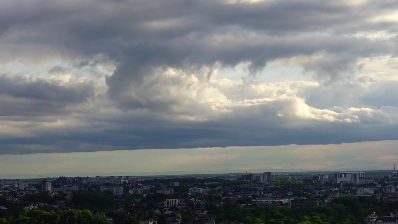 Clouds over the city. Shooting of time lapse.