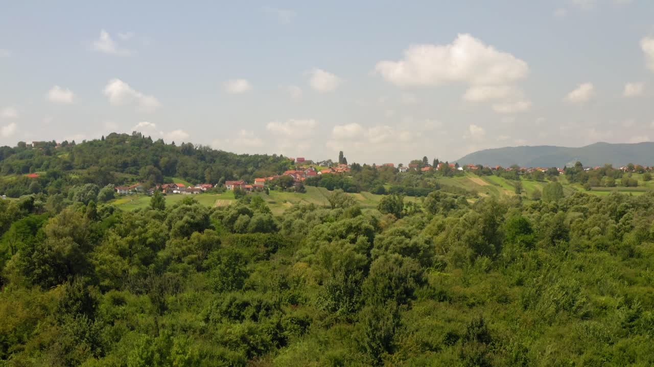 granja de vino verde cerca de varazdin, croacia