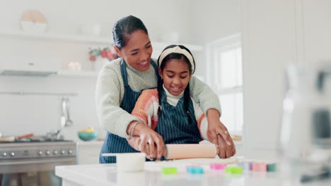 Baking,-cookies-and-mother