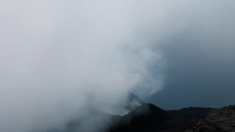 volcán stromboli 4k 21