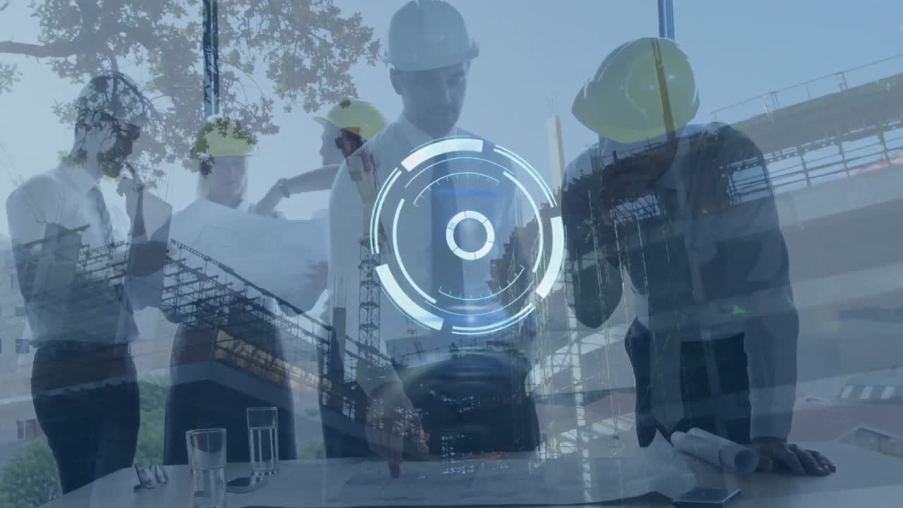 animación del reloj que se mueve sobre diversos ingenieros con el plan y el sitio de construcción