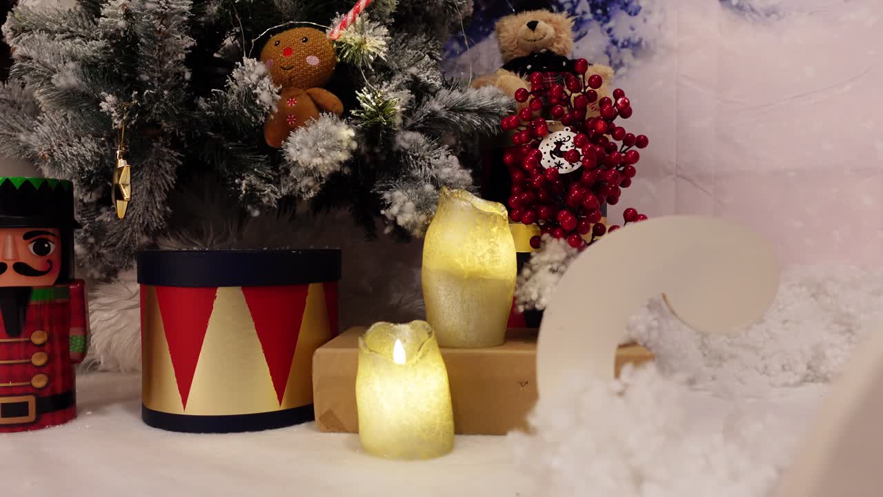 Christmas and New Year's Decorations Background 43