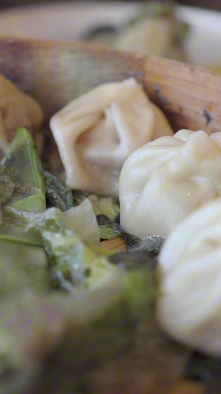 Steamed Dumplings Served in a Traditional Bamboo Steamer