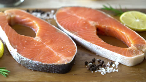 fresh-raw-salmon-fillet-steak