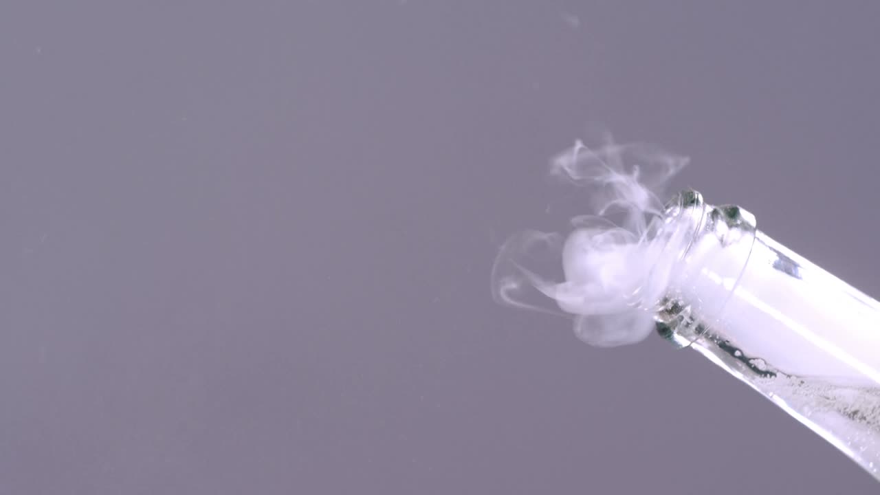 ⁇ 페인 병을 열고