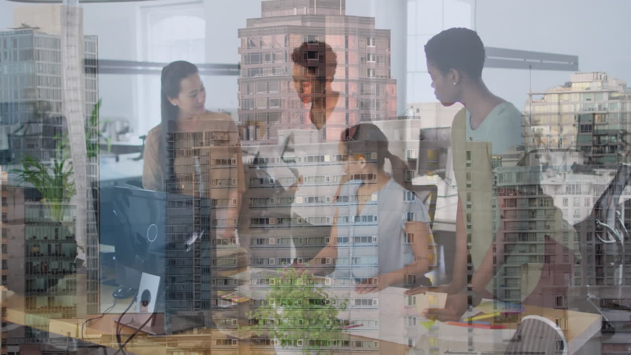 도시 풍경 위의 금융 데이터 처리 애니메이션