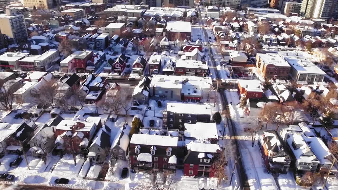 큰 눈이 내린 직후 온타리오 주 오타와 시내의 멋진  촬영