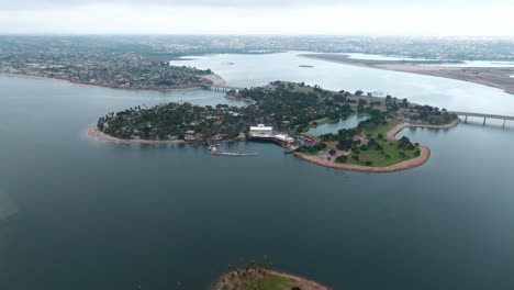 Bahía-De-La-Misión,-San-Diego,-California