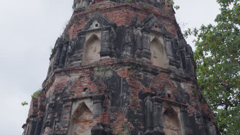 Der-Alte-Buddhistische-Tempel-Wat-Mahathat,-Sukhothai,-UNESCO-Weltkulturerbe,-Thailand,-Asien