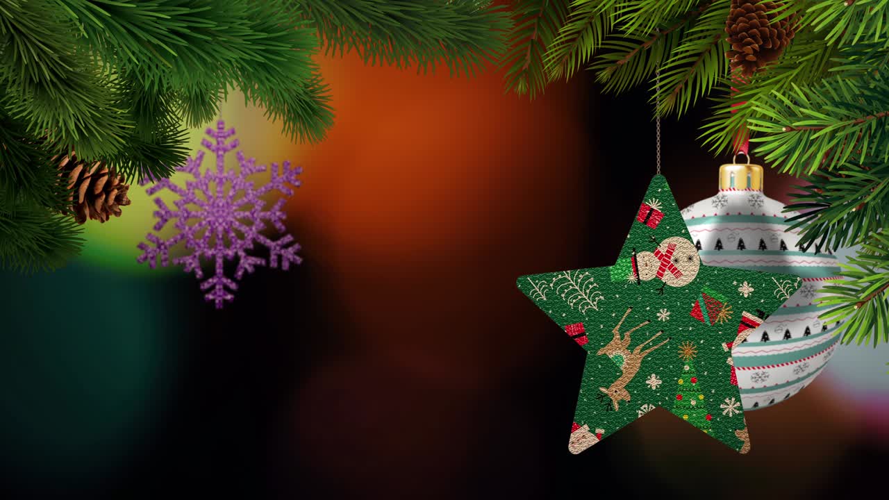 los adornos de navidad y los pinos se balancean en un fondo bokeh en bucle