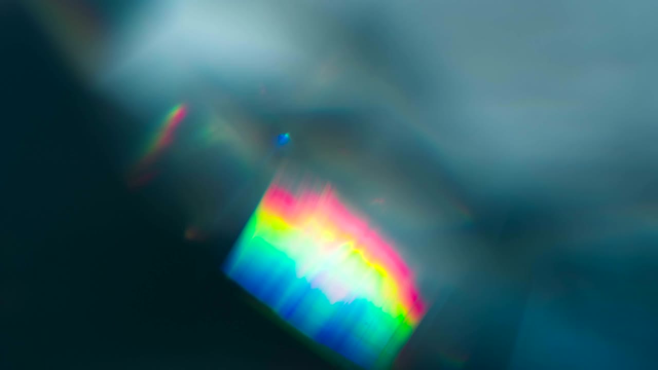 RainboDiamond Facets Create a Rainbow Flare