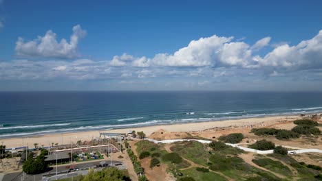 Desarrollo-Urbano--Ciudad-De-Bat-Yam--Israel--Desde-Una-Vista-De-Pájaro--Drone-4k-Video