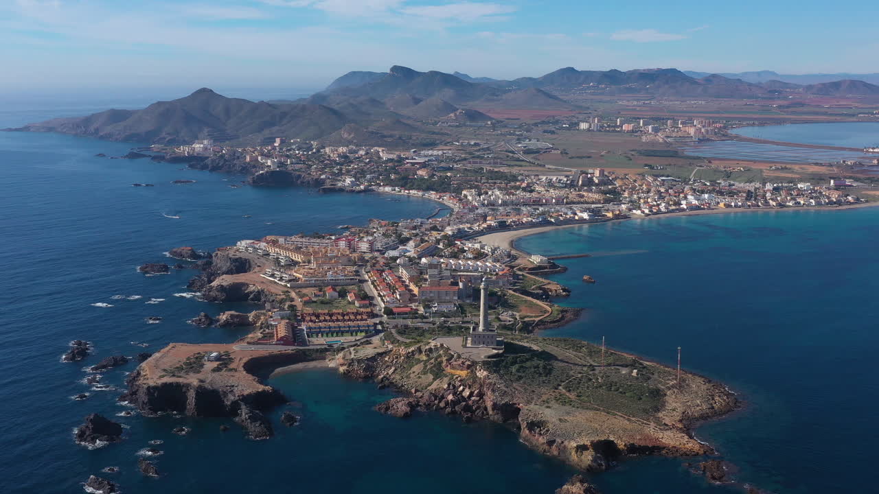 península de españa la manga menor cabo palos toma aérea de las montañas de día soleado