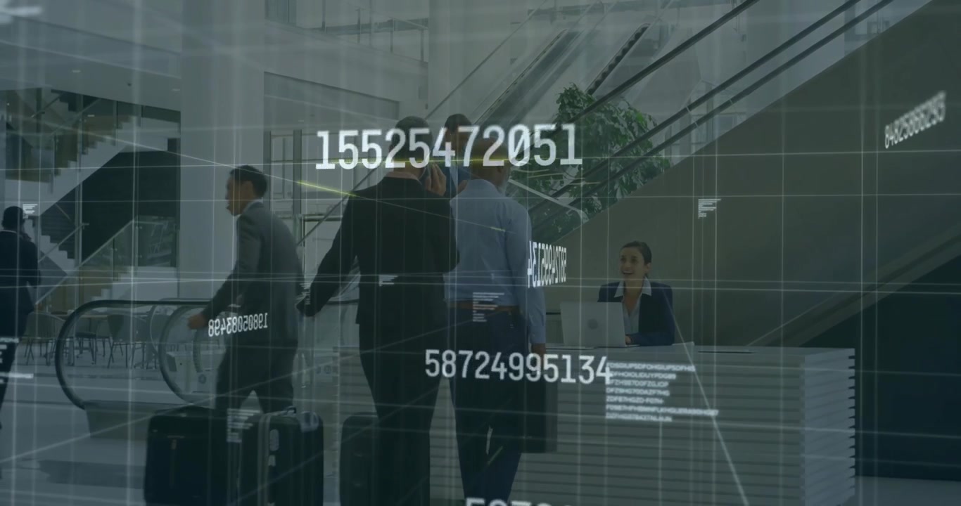 Geschäftsreisende betreten ein Atrium, während Datenüberlagerungen ihren Weg zur Rezeption verfolgen.