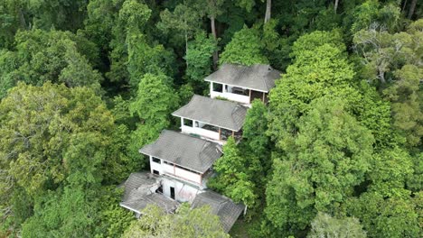 tiro de drone de villa en pasir tengkorak beach, langkawi, malasia