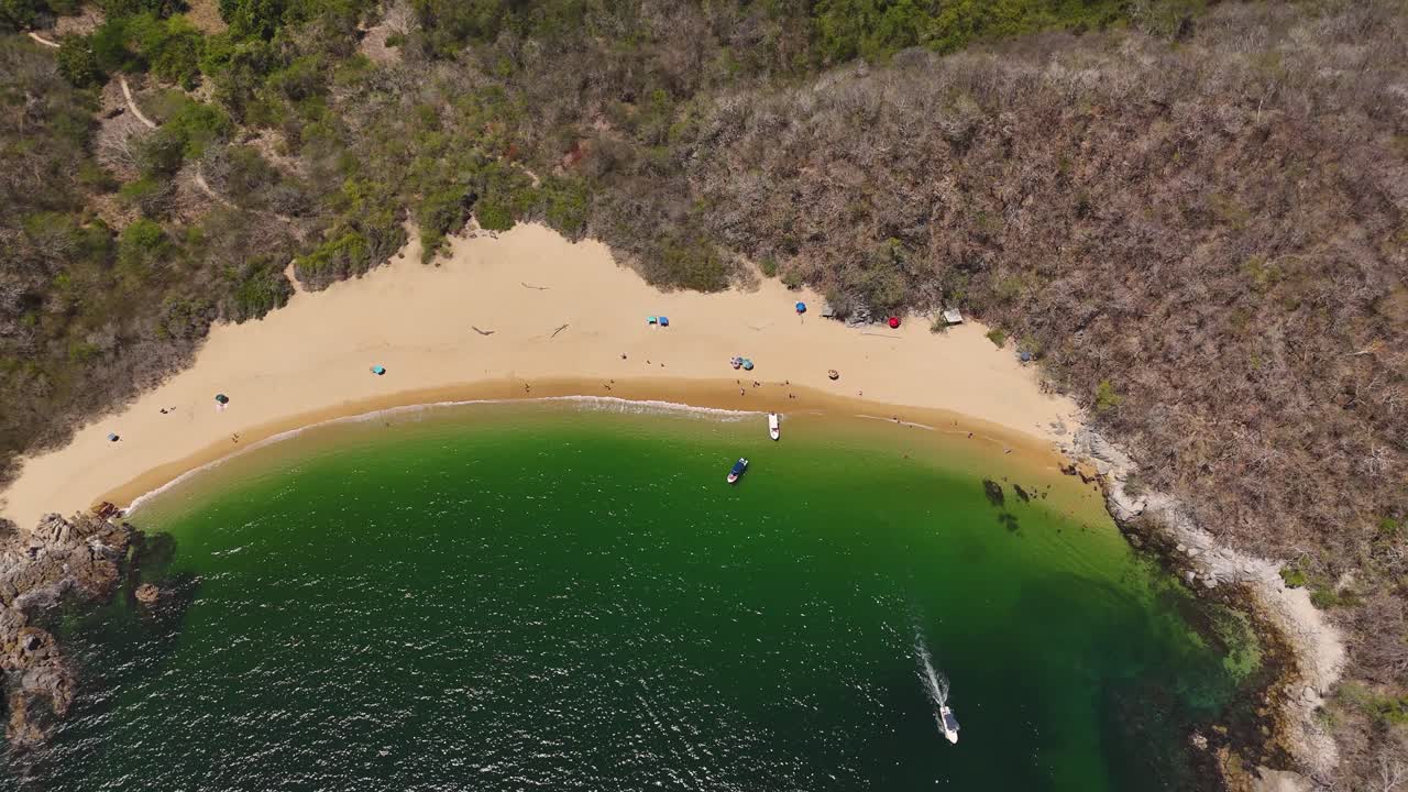 bahía del órgano, una de las 7 bahías de huatulco, oaxaca, méxico