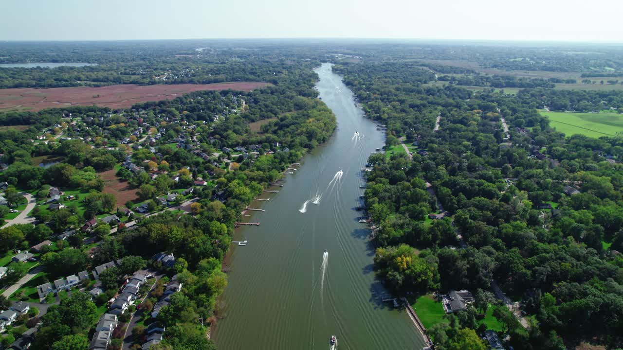 el lago fox river de crystal lake, illinois, estados unidos