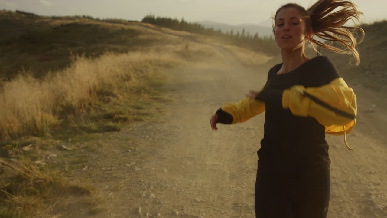 달리기 후 멈추는 피곤한 조거