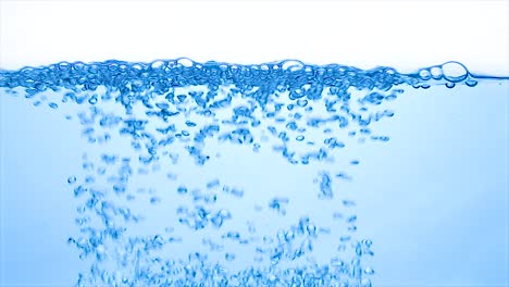 Close-up-water-in-slow-motion