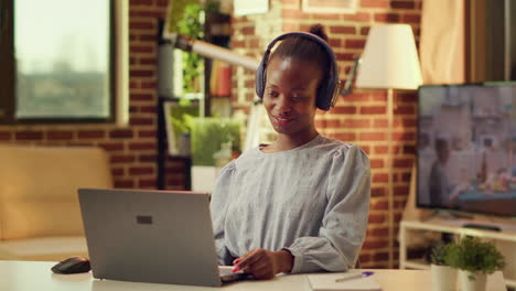 teleworker chatting with friends