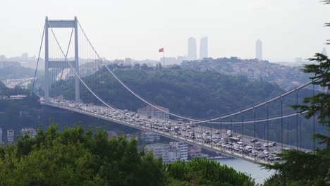 Puente-Fatih-Sultan-Mehmet-De-Estambul.