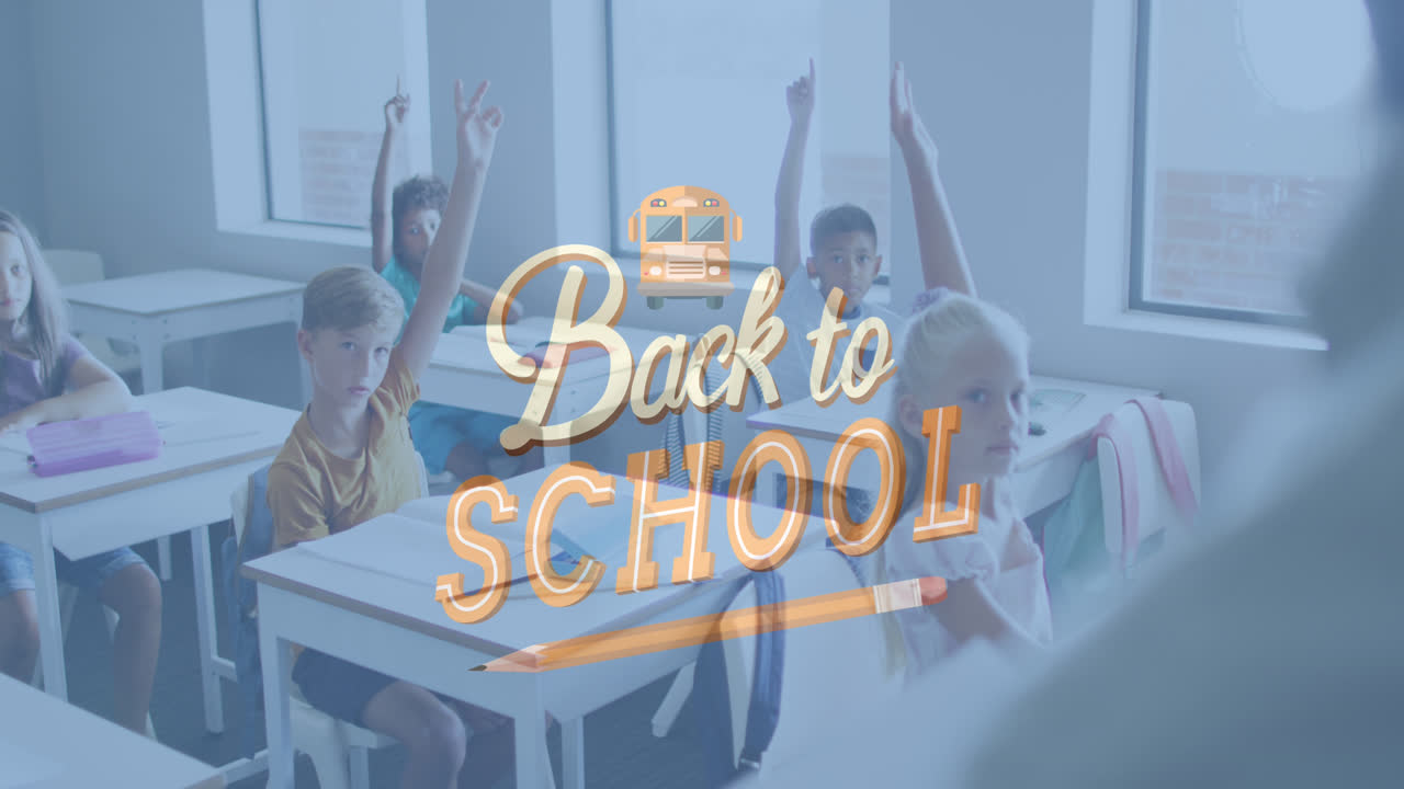 다양한 교사와 학생에 대한 학교로 돌아가는 텍스트와 학교 버스 아이콘의 애니메이션