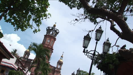 Several-steeples-adorn-a-church