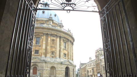 View-Through-Ornate-Gate-To-The-Oxford-Radcliffe-Camera