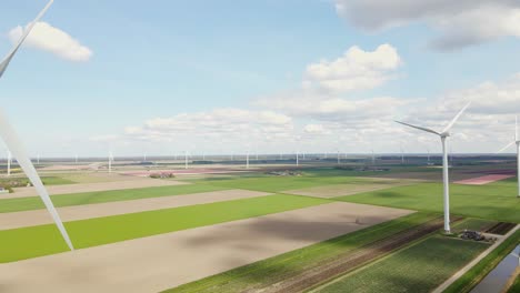 Niederländische-Landschaft-Und-Windkraftanlagen