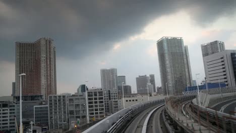 Tokio-Einschienenbahn-19