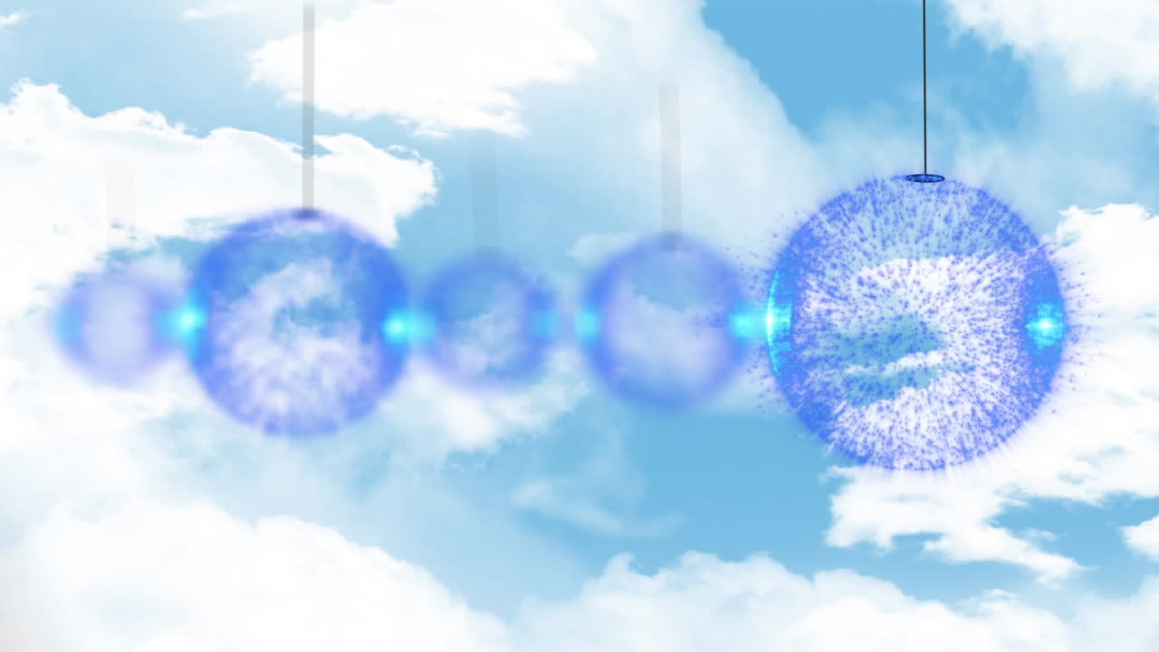 파란 하늘의 구름에 파란색 장식품을 매달고 있습니다.