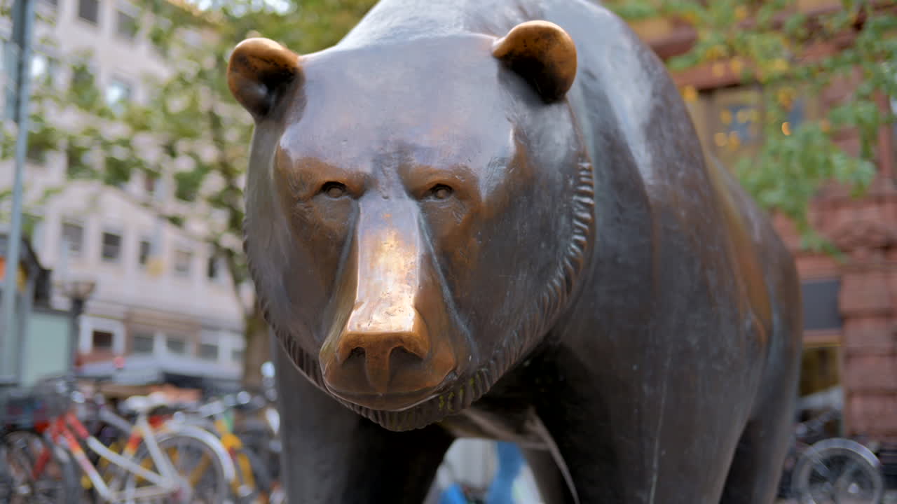 Bear statue near the Bull and Bear Restaurant and Sportsbar in Frankfurt, Germany