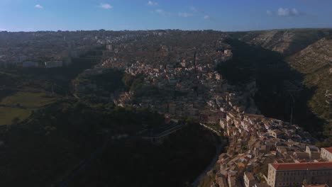 Ragusa-Ibla,-a-famous-old-mountain-village-in-Sicily,-Italy,-surrounded-by-Val-di-Noto-canyon