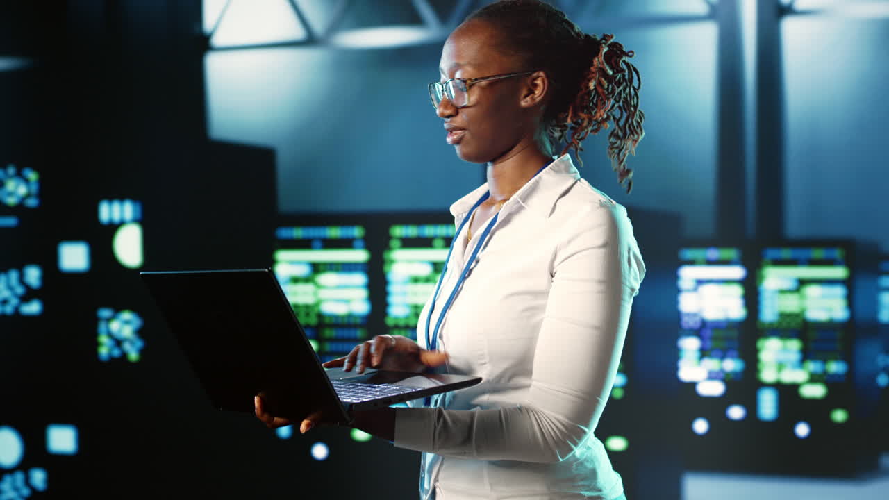 Inspector strolls through data center