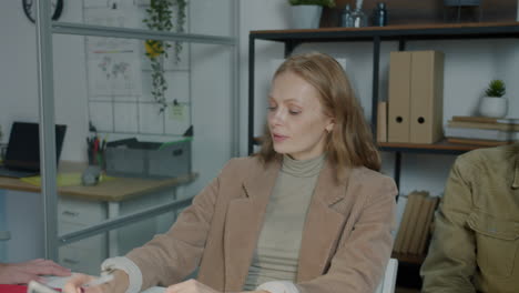 деловая встреча в офисе