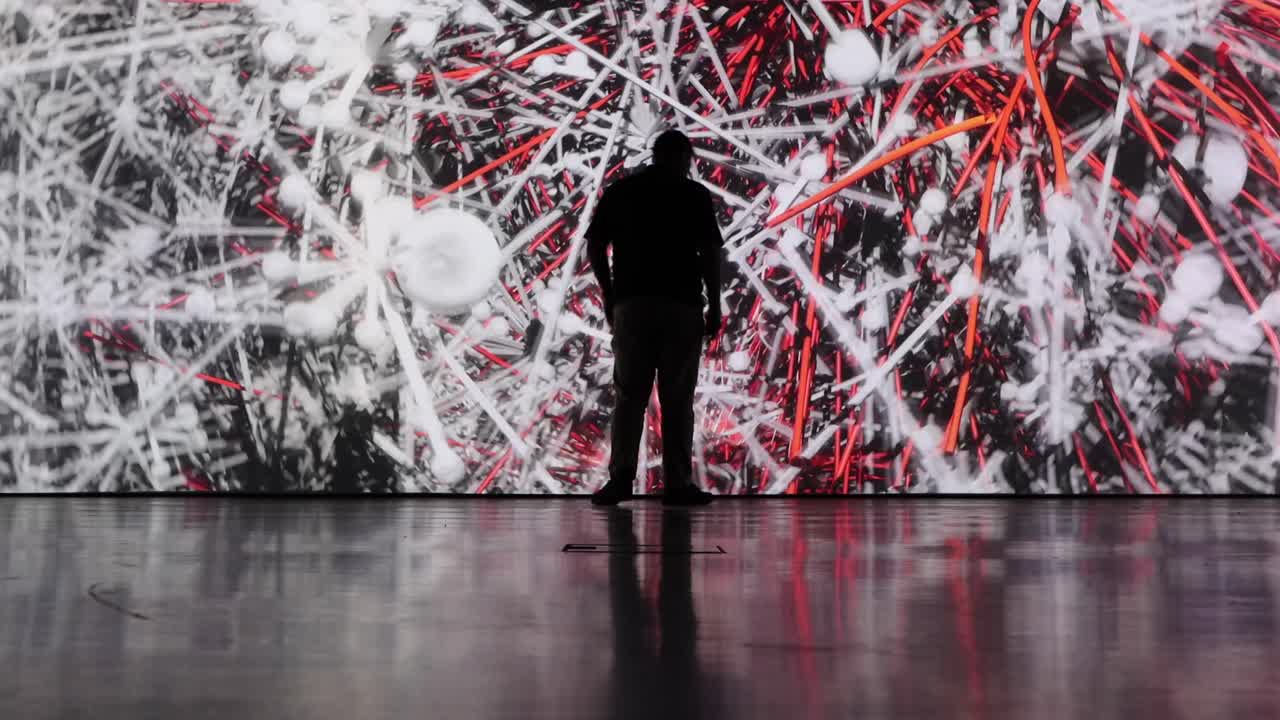 I'm waiting in the real life out of a social network