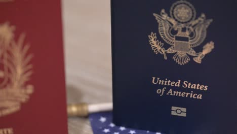 Macro-De-Pasaportes-Venezuela-Y-Estados-Unidos-De-America-Id-Pasaportes-Viajes