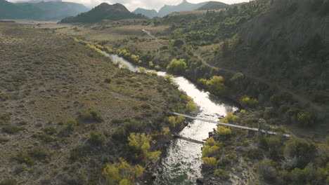 Impresionante-Revelación-Aérea-Del-Hermoso-Paisaje-En-Argentina